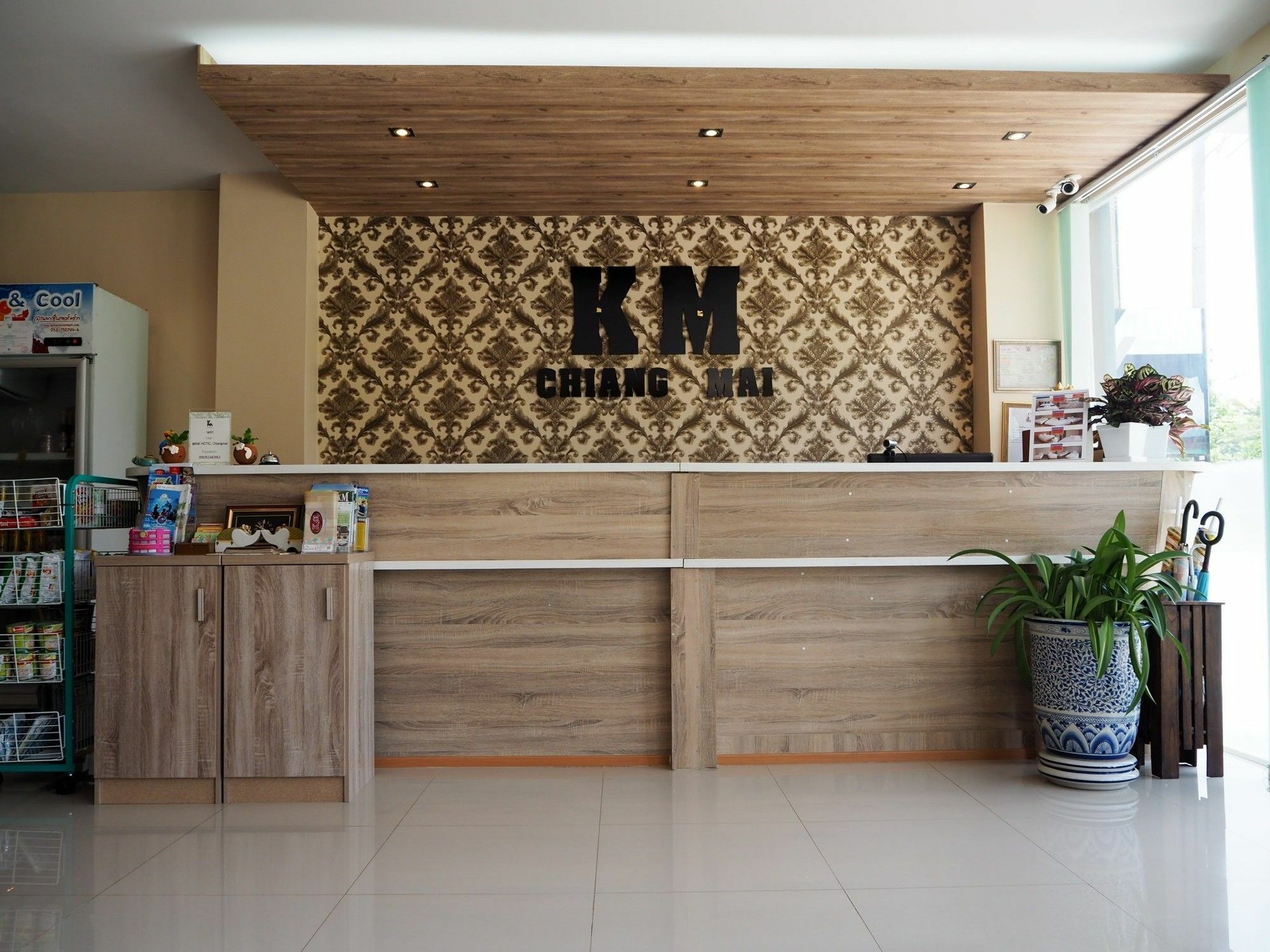 Km Hotel Chiang Mai Exteriör bild