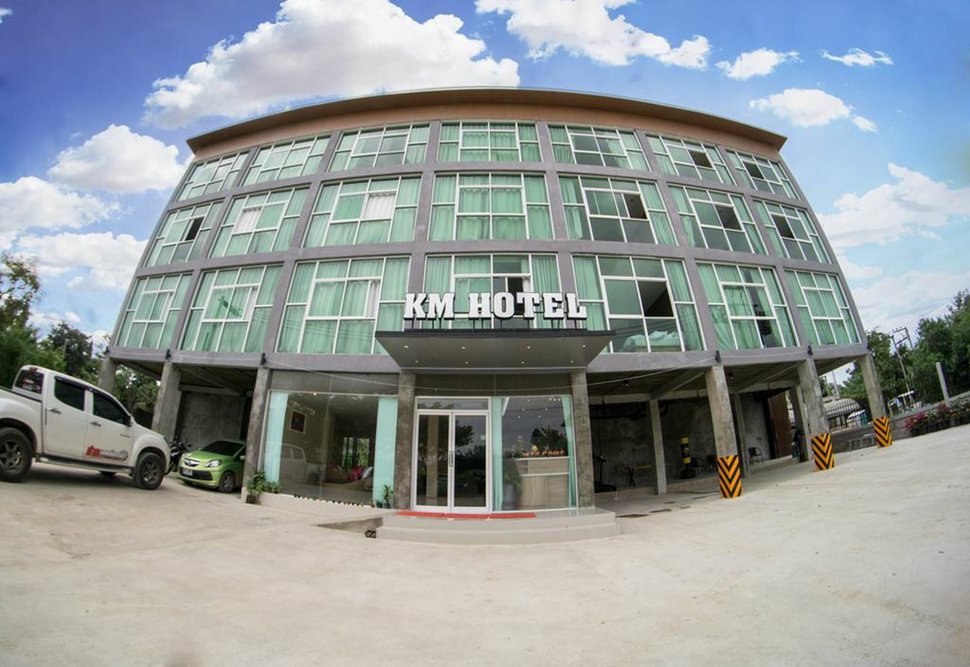 Km Hotel Chiang Mai Exteriör bild